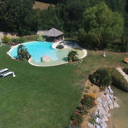 Quais são os hotéis mais perto de Aeroporto Charles De Gaulle? Caraman Exterior foto